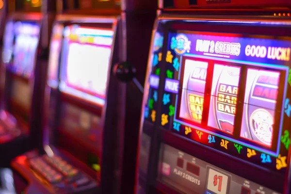linktogel77 Lightning Roulette: Electric Multipliers Meet Live Spin